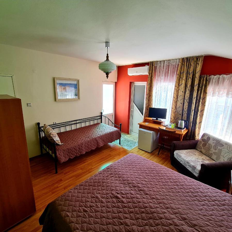 Fema Guest House Bałczik Zewnętrze zdjęcie